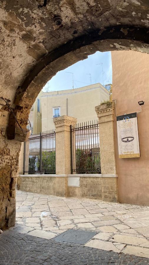 Arco Vanese Бари Екстериор снимка